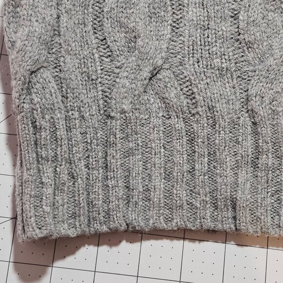 VTG Vineyard Vines Gray Cable Knit Lambs wool & Nylon Sweater With Button Collar - Picture 7 of 14